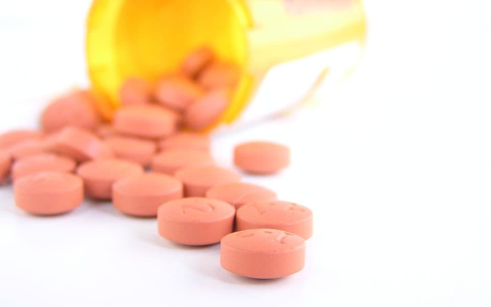 1596871197-pills-1885550-1920-i_960x600