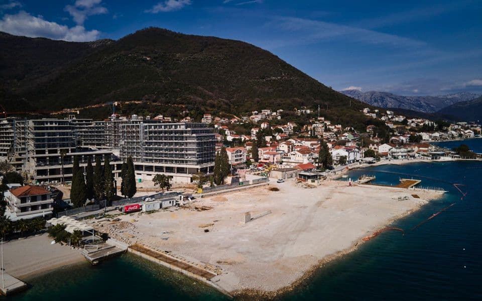 1776115400-nasuta-plaza-i-hotelski-kompleks-u-baosicima-i_960x600