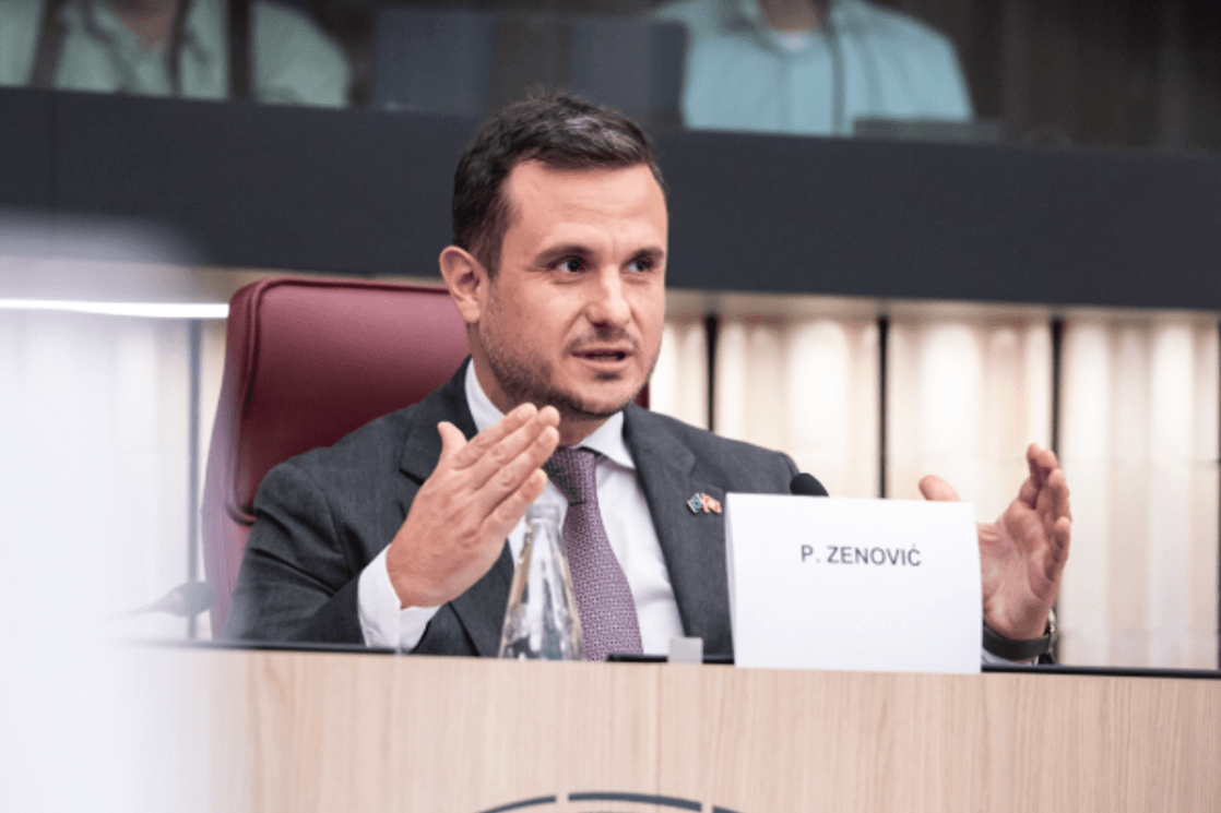 1777533446yhdagpa95wdtuvr4-i_1118x745