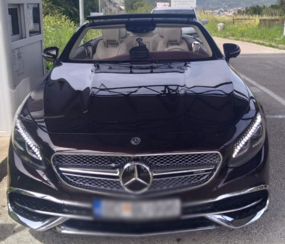 9EEC854D-4BDC-4C3A-9FAC-5CBEED71ED87