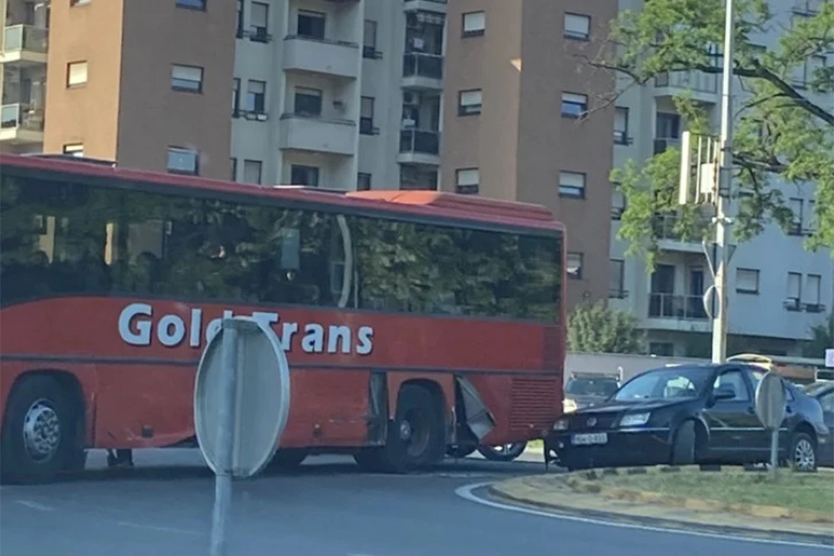 20260525185231_966667