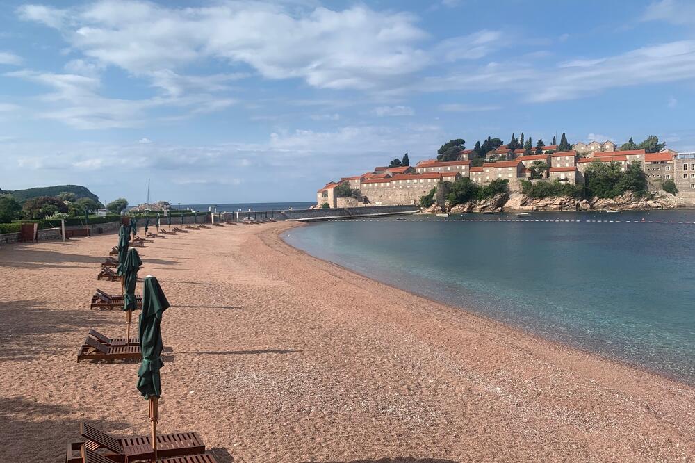 5727590_sveti-stefan-vuk_ls