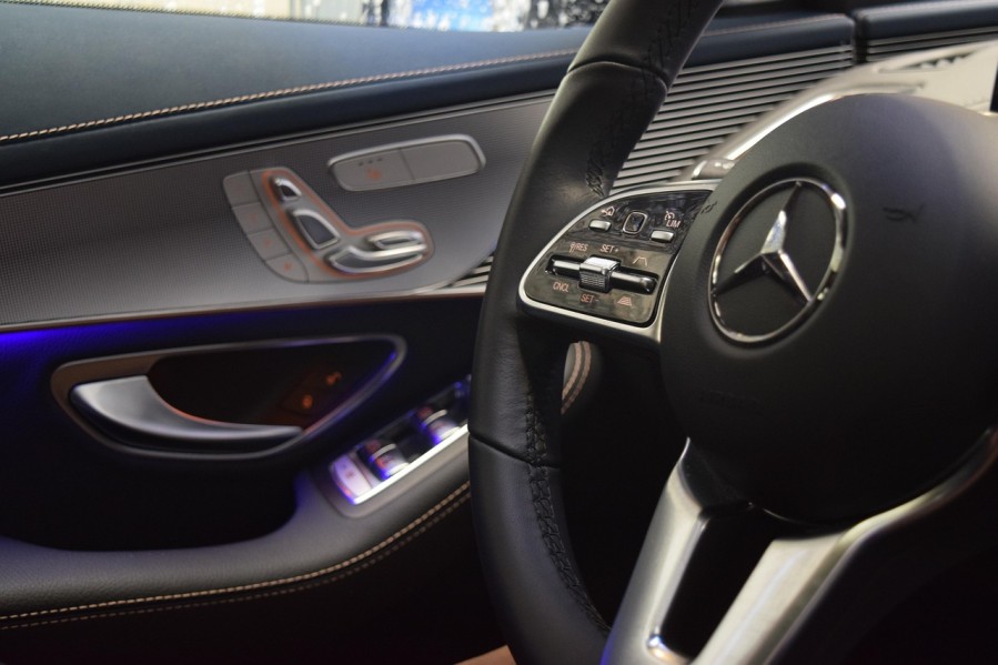 mercedes-eqc-4622245_1280_599x900