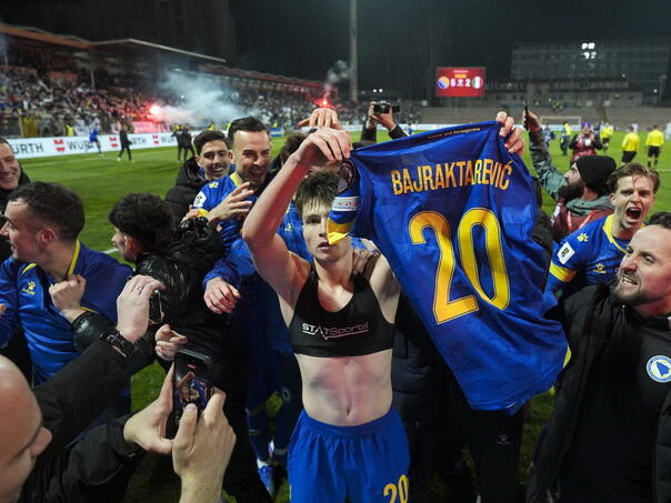 nevjerovatna-prica-esmira-bajraktarevica-bosna-me-pozvala-esmir-bajraktarevic_6a042d7f93160