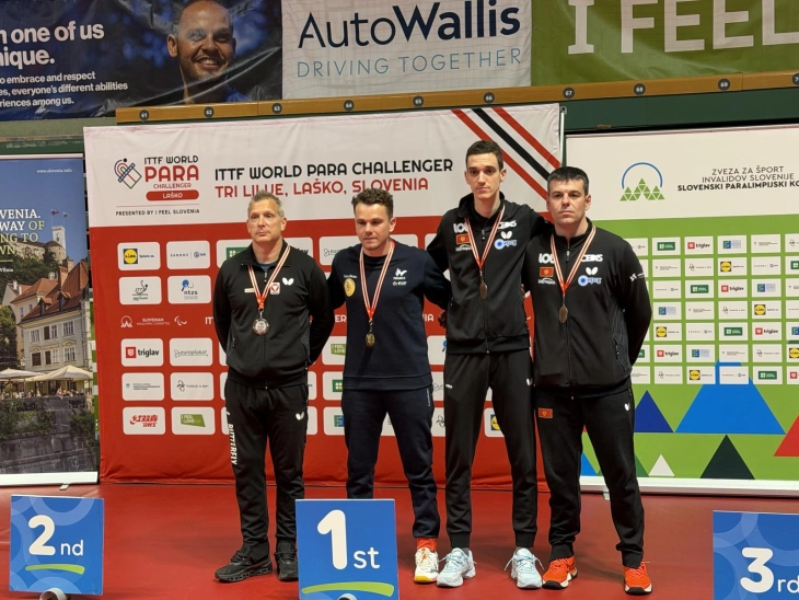 stoni-tenis-luka-bakic-i-filip-radovic-medalje