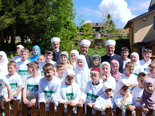 svecano-otvorena-dzamija-u-dzematu-ricken-u-svicarskoj-m-c08c05c2891653b329ef9b8722a4f580_69ff6c8838126