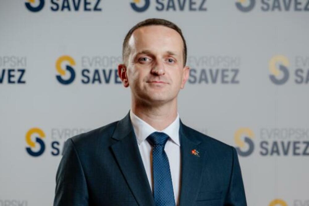 5584946_fvefv_ls
