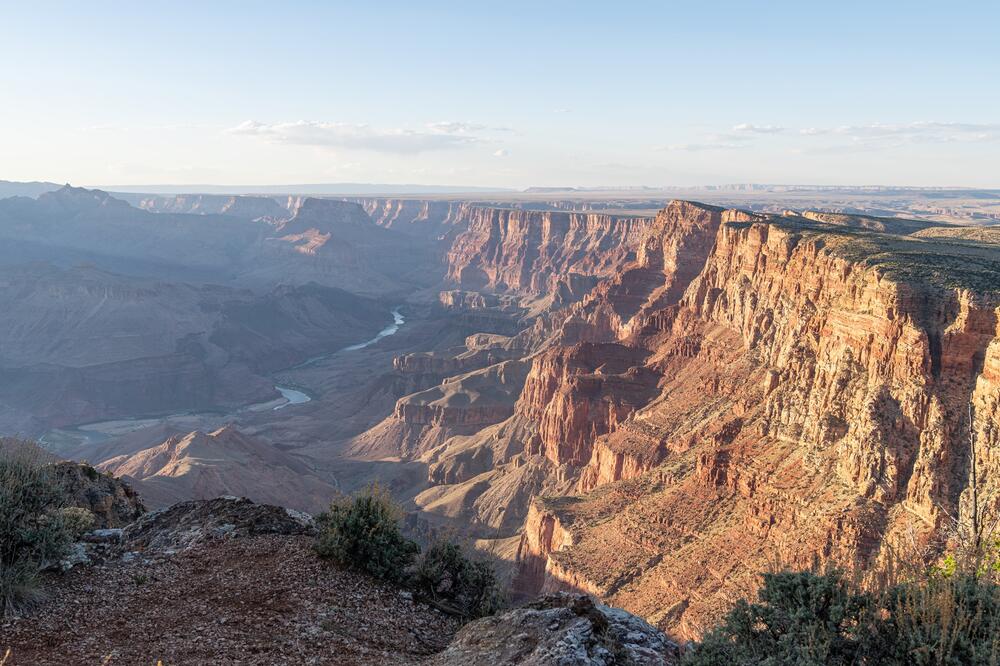 5736217_shutterstock-2735138795_ls
