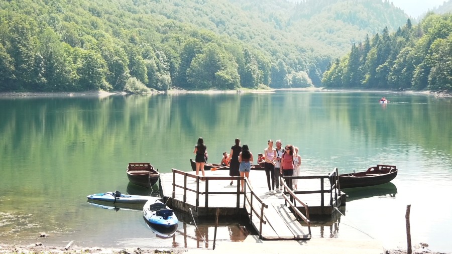 Jezero_506x900