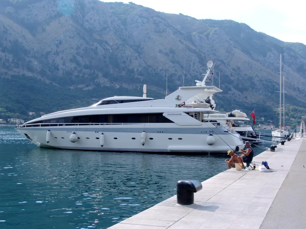 O-967570-1000