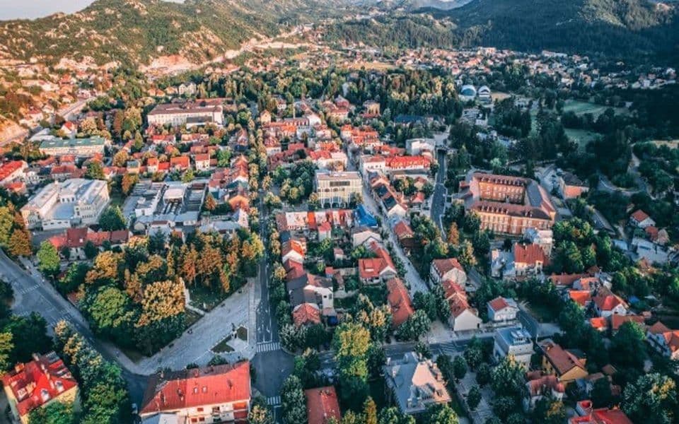 1743595738-1661587978-cetinje-sajt-i-960x600-i_960x600