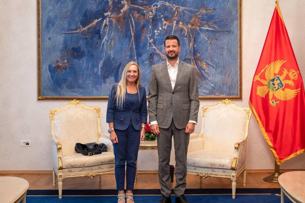 5741086_andreina-marsela-i-jakov-milatovic_ls