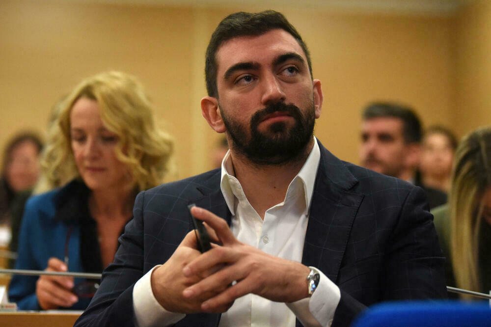 5746666_klikovac_ls