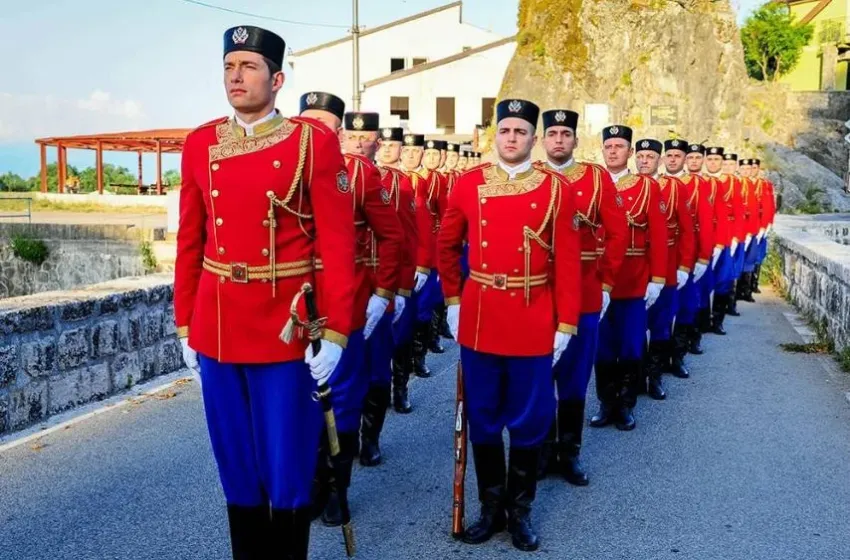 Uniforme-kreirala-Anastazija-Miranovic