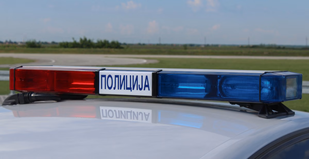 1790067010_policija_shutterstock.format-avif