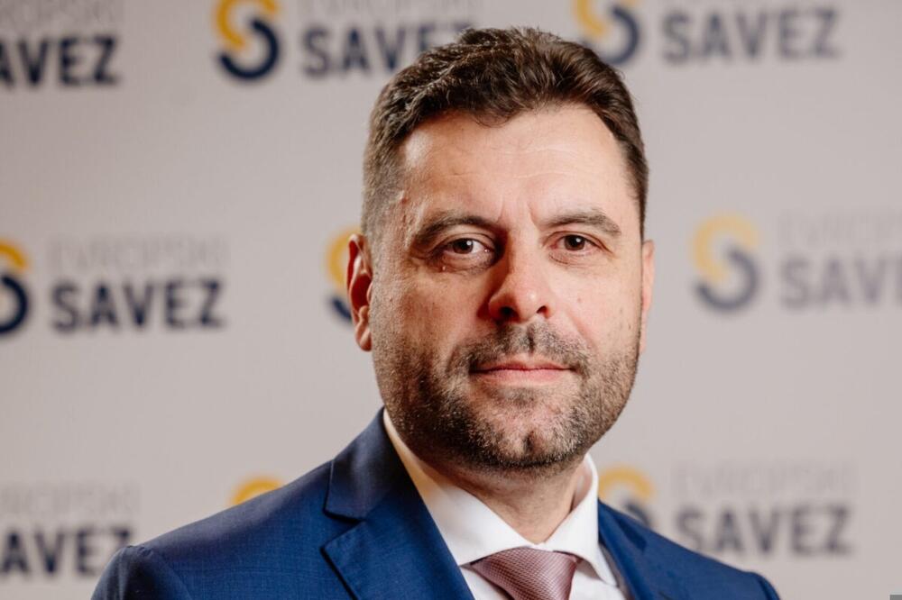 5589029_ivan-vujovic_ls