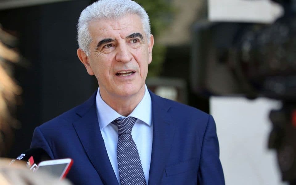 1644182505-borivoje-borovic-advokat-1410-2019-mara-babovic-2-1083x800-i_960x600