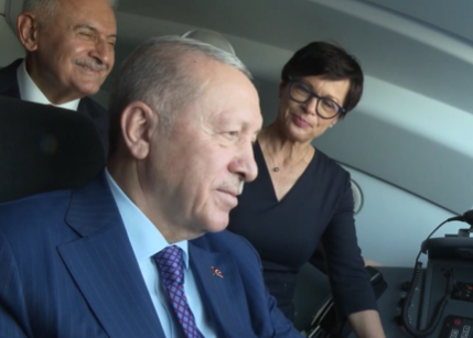 erdogan-u-drustvu-marte-kos-upravljao-brzim-vozom-koji-povezuje-tursku-i-eu-screenshot-2026-10-10-125401_6aca198d6a59f