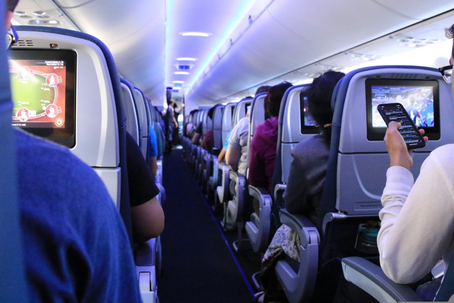 ornaw-flight-4516478_600x900